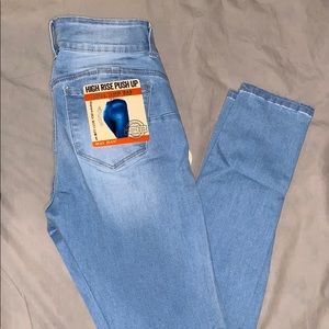 Cute skinny jeans